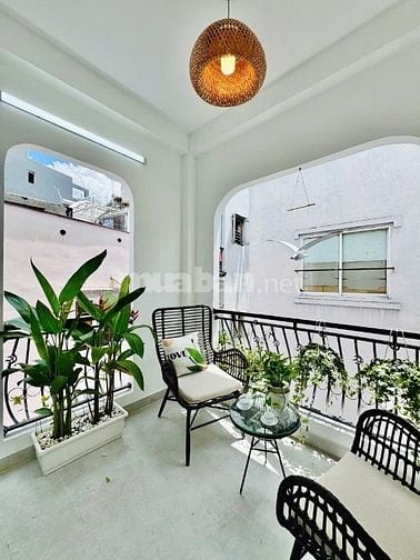 Siêu phẩm 3 TẦNG mới 42/ Hồ Văn Huê, P9, Phú Nhuận, 3 lầu, giá 6,45tỷ