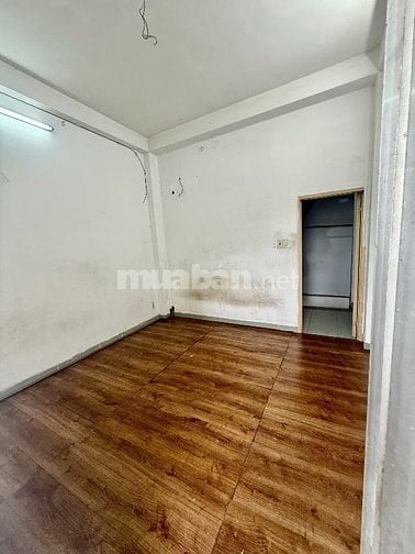 ⭐️Nhà 3 Lầu Mặt tiền kinh doanh sầm uất bậc nhất Phạm Văn Đồng, P3