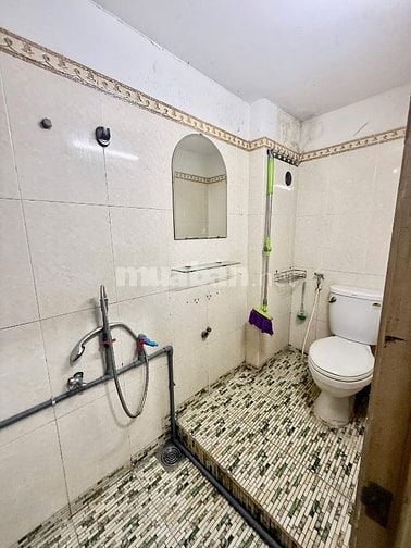⭐️Nhà 3 Lầu Mặt tiền kinh doanh sầm uất bậc nhất Phạm Văn Đồng, P3
