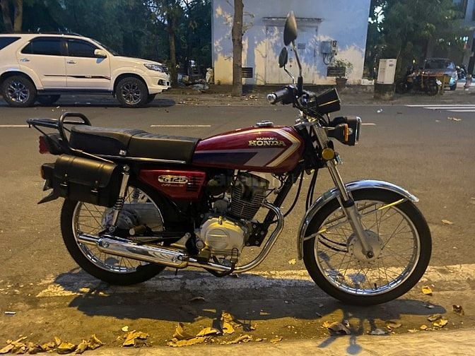 Bán xe côn tay CG125 mới đi 3000km