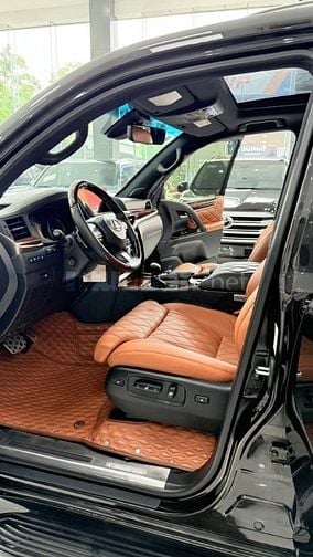 Bán Lexus LX570 MBS 4 chỗ  Siêu Vip, sản xuất 2020, nhập Trung Đông.