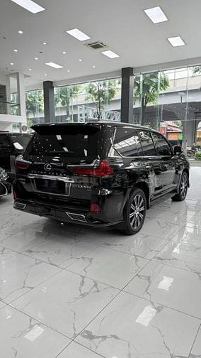Bán Lexus LX570 MBS 4 chỗ  Siêu Vip, sản xuất 2020, nhập Trung Đông.