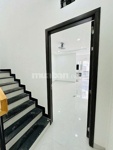 Trần Văn Kiểu 126m2 HXH 8.X Tỷ