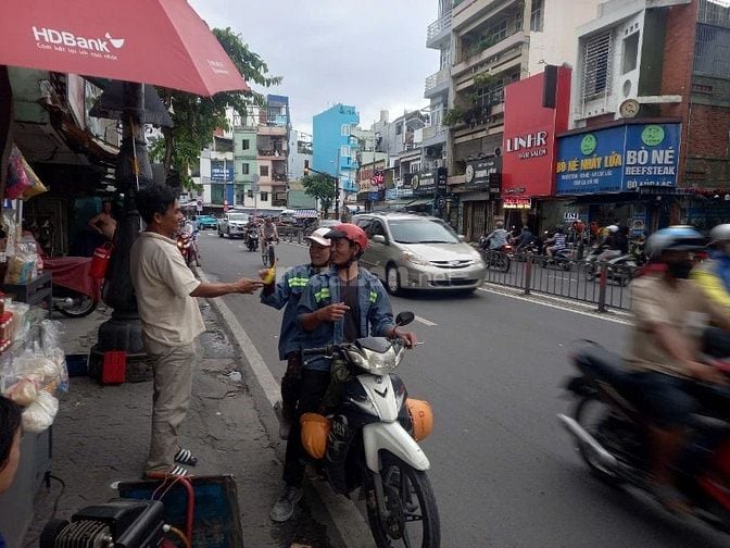 Bán nhà mặt tiền đường Dương Bá Trạc, Phường 2, Quận 8