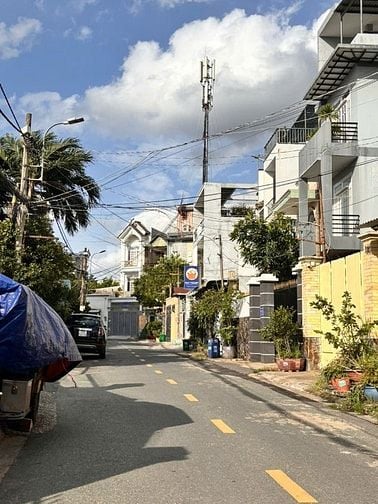 Bán nhà mặt tiền đường số rộng 8m, P.Tam Phú, 79m2, chỉ 7,6 tỷ TL.