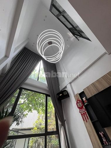 Bán nhà mặt phố Đền Lừ 1, P/Lô, thang máy, 2 thoáng, Dt 50m2, 6t.