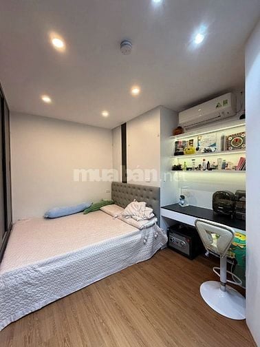Bán gấp căn hộ ccmn Vân Hồ, dt 57m2, 2 ngủ, 1wc, full nội thất đẹp.