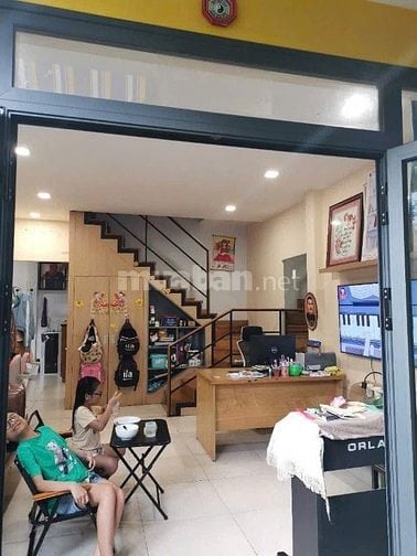 Cho thuê nhà mặt đường số , p Bình Trưng Tây 