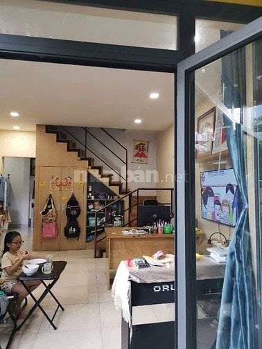 Cho thuê nhà mặt đường số , p Bình Trưng Tây 