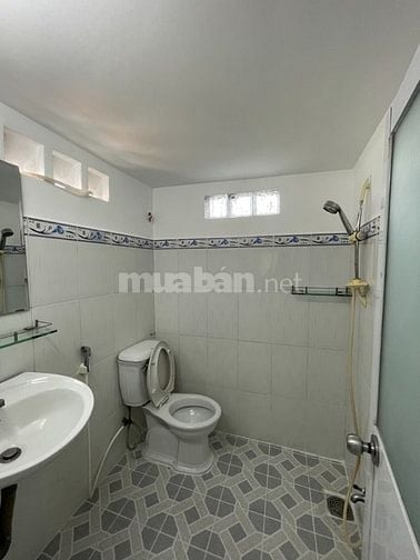 Nhà đẹp Quận 6 – HXH Bà Hom – 2PN – Nở hậu – Sổ riêng – Giá 4 tỷ 9 TL