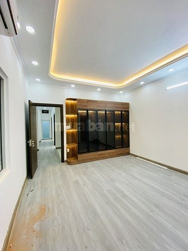  XE HƠI ĐỖ CỔNG - 122M2 CÔNG NHẬN ĐỦ - NGANG 5.4M NỞ HẬU ĐẦY LỘC - C
