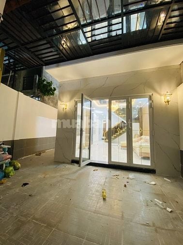  XE HƠI ĐỖ CỔNG - 122M2 CÔNG NHẬN ĐỦ - NGANG 5.4M NỞ HẬU ĐẦY LỘC - C