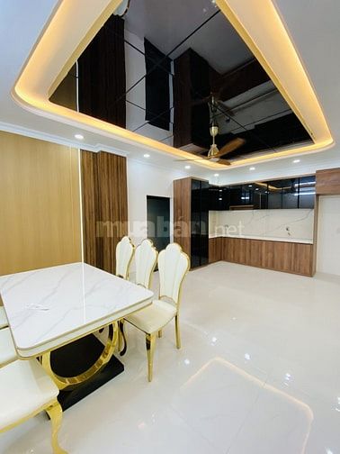  XE HƠI ĐỖ CỔNG - 122M2 CÔNG NHẬN ĐỦ - NGANG 5.4M NỞ HẬU ĐẦY LỘC - C