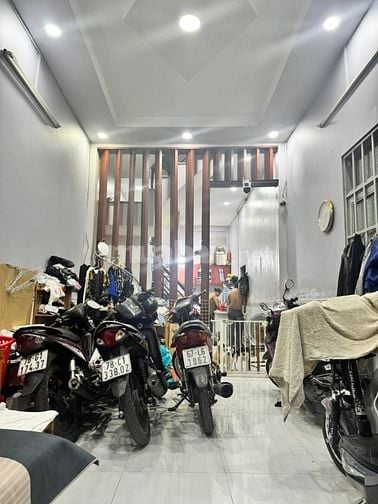 Chỉ 3.9 tỷ - Nhà đẹp 3 Tầng, Phạm Thế Hiển, Q8, 45M2, 4PN mới, Ko QH 
