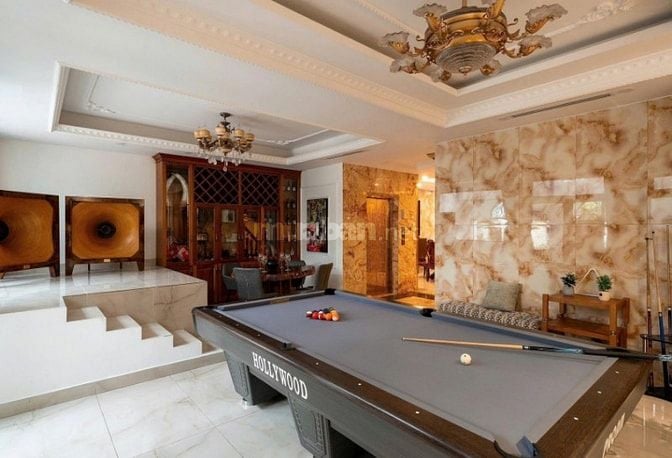 Bán biệt thự mặt tiền DT 400m2 , xây dựng full SHR , NH hỗ trợ 80%