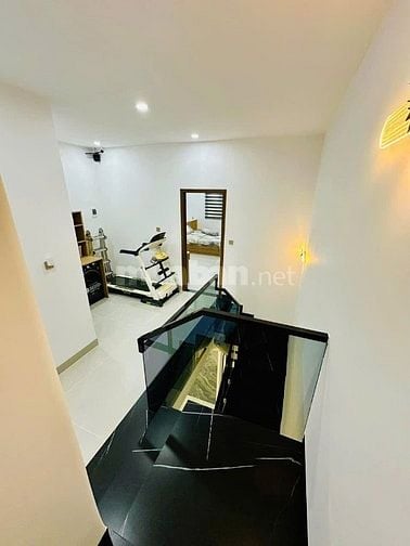 CHÍNH CHỦ CẦN BÁN NHÀ 2 LẦU ĐỪƠNG LÊ HỒNG PHONG PHƯỜNG 10 QUẬN 10 2tỷ8