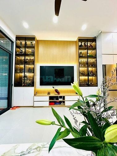 CHÍNH CHỦ CẦN BÁN NHÀ 2 LẦU ĐỪƠNG LÊ HỒNG PHONG PHƯỜNG 10 QUẬN 10 2tỷ8