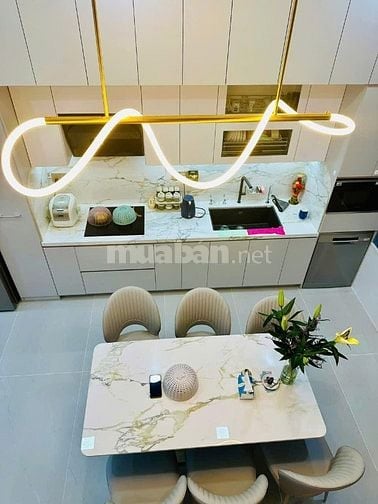 CHÍNH CHỦ CẦN BÁN NHÀ 2 LẦU ĐỪƠNG LÊ HỒNG PHONG PHƯỜNG 10 QUẬN 10 2tỷ8