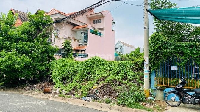 Bán đất dự án 10 mẫu đường ND.Trinh Quận 2 cũ nền C7 (200m2) 103 tr/m2