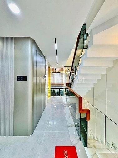 Bán Nhà đẹp ngay Thành Thái P14 Q10 65m2-1T+lửng+lầu giá 65m2 
