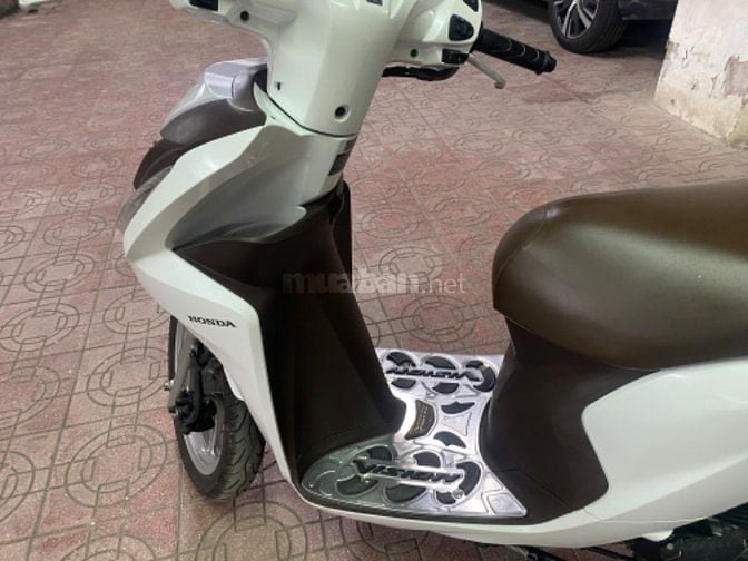 bán xe vision màu trắng , chính chủ biển hải phòng , xe rất đẹp