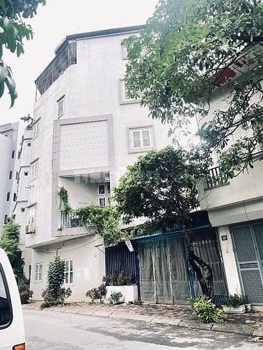 Bán nhà 5,5T mặt Hồ Hoàng Cầu DTXD 48m2 MT 3.5m đường hè 6m 20,9ty.
