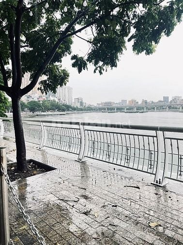 Bán nhà 5,5T mặt Hồ Hoàng Cầu DTXD 48m2 MT 3.5m đường hè 6m 20,9ty.