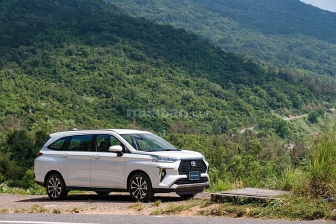 Cho thuê xe du lịch có tài 4, 7, 16 chỗ. Khách Hàng Là Thượng Đế