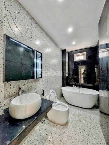 Siêu phẩm duy nhất 56,5m2 nằm ngay đường Ngô Thị Thu Minh, Tân Bình.
