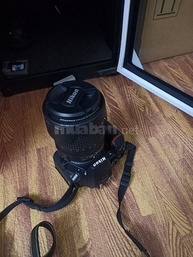 Hà nội bán Nikon d5600+len 18-140 mới tình chính hãng