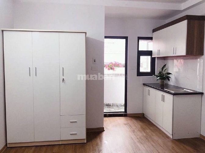 GẤP!!! BÁN CĂN DỊCH VỤ 7 TẦNG, CÓ THANG MÁY, DT 94M2, MT 7M, 26 PHÒNG 