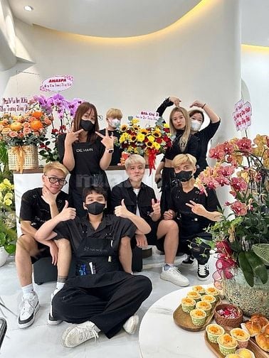 Salon Sơn Nguyễn Tuyển Thợ Phụ