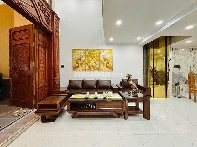 BIỆT THỰ , DIỆN TÍCH  5x20M,  5 TẦNG, THANG MÁY, CHỈ 10 TỈ 900