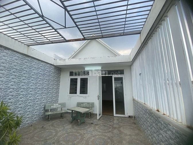 Bán nhà 4 tầng - 5m x 18m - hẻm 6m - đường Nguyễn Văn Quá - 6 tỷ 200