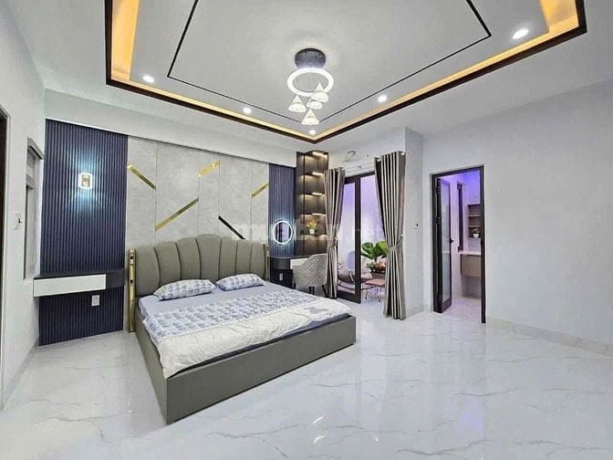 Nhà 4,5x30m Xây 1Trệt 2Lầu 4 Phòng Ngủ 5wc,Sổ Hồng Riêng,Đường Xe Hơi