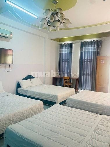 Chính Chủ Cần Bán Khách Sạn Cam Ranh – Mặt Tiền Đẹp, Giá Cực Tốt!