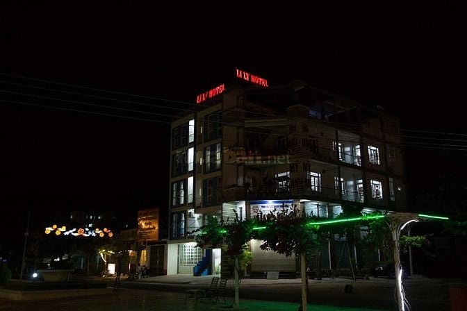 Chính Chủ Cần Bán Khách Sạn Cam Ranh – Mặt Tiền Đẹp, Giá Cực Tốt!