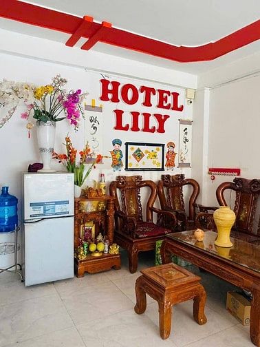 Chính Chủ Cần Bán Khách Sạn Cam Ranh – Mặt Tiền Đẹp, Giá Cực Tốt!