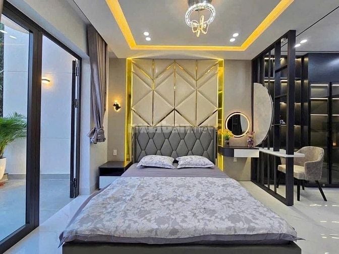 Nhà 4,5x30m Xây 1Trệt 2Lầu 4 Phòng Ngủ 5wc,Sổ Hồng Riêng,Đường Xe Hơi