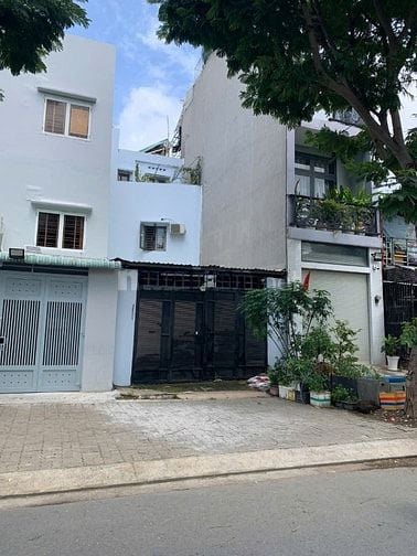 Mặt bằng kinh doanh 100 m2 PhạmThị Ba (ngã tư HTP- Nguễn Thị Thập) Q7