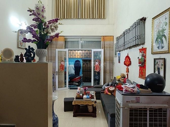 DIỆN TÍCH LỚN 100M2. HẺM XE HƠI. FULL THỔ CƯ.