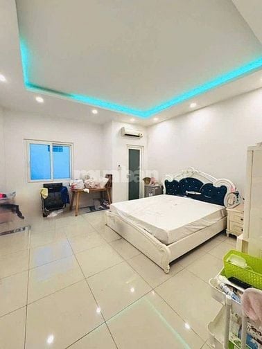 CỰC HOT nhà hẻm 6m 4L ngang 4.5m 86m2 Phạm Văn Đồng sát GIGA 13.9 tỷ.