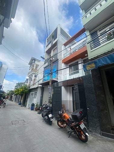 Bán nhà 3 tầng, hẻm 6m, đường Nguyễn Văn Quá - 4x15 - 4 tỷ 850 còn bớt