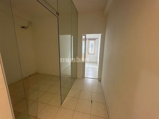 CHO THUÊ NHÀ MẶT TIỀN HOA HỒNG P7 PHÚ NHUẬN 80m2 4 TẦNG 40tr/th.