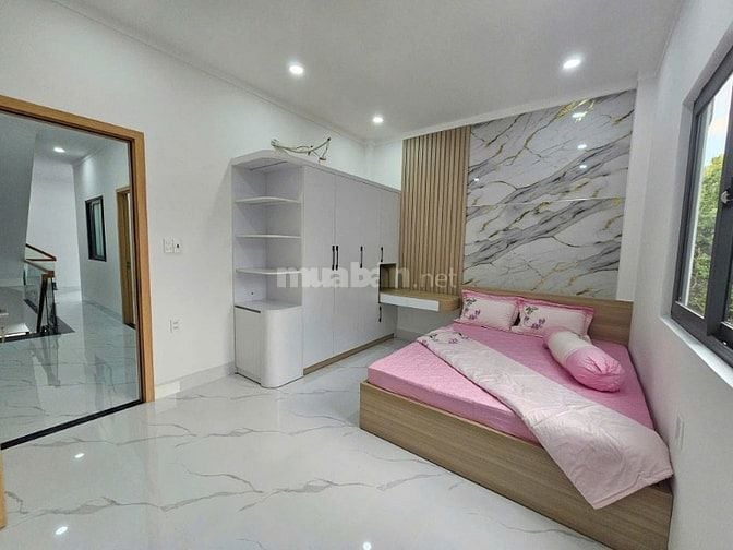 NHÀ 1 TRỆT 1 LẦU TRUNG TÂM PHÚ HÒA 81M2 FULL CÔNG NĂNG