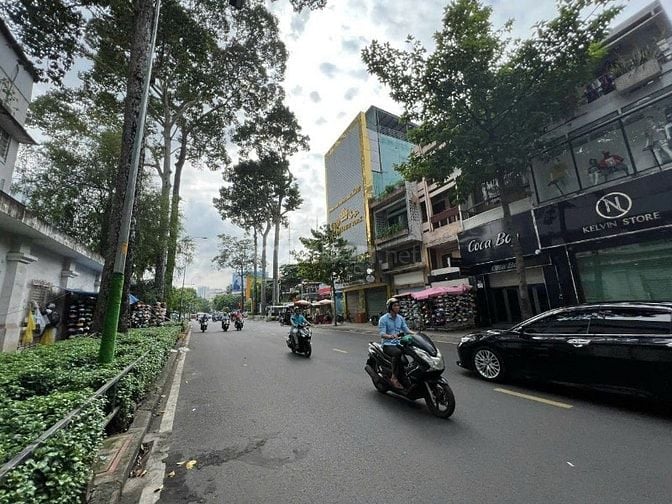 Bán nhà MT đường thương hiệu Nguyễn Trãi Q5, 4x18, 5 tầng, chỉ 42 tỷ