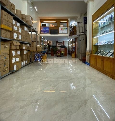 Cho thuê cửa hàng phố Hàng Vải, 55m2+ xép 15m2, MT 5M, mới sửa đẹp 