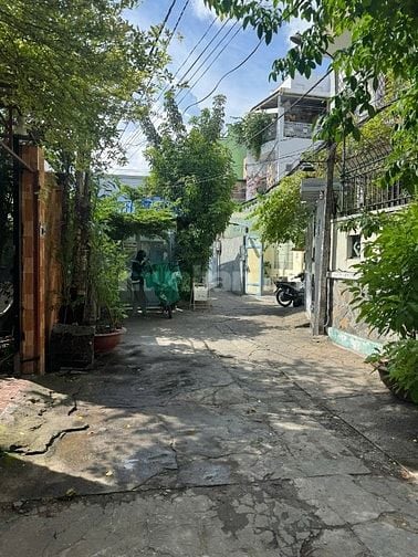 CHO THUÊ NHÀ HXH NGUYỄN VĂN ĐẬU P11 BÌNH THẠNH 160m2 2 TẦNG 30tr/th.