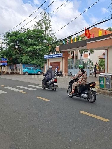 Bán đất mặt tiền Công Lý quận Thủ Đức giá 120 tỷ