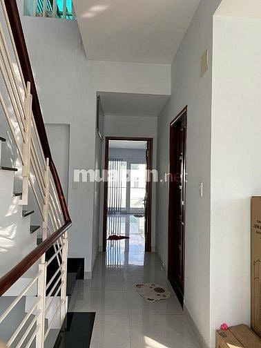 Bán 2 căn nhà Tân Phú giá tốt: 1 căn hẻm xe tải, 1 căn nhà mới đẹp